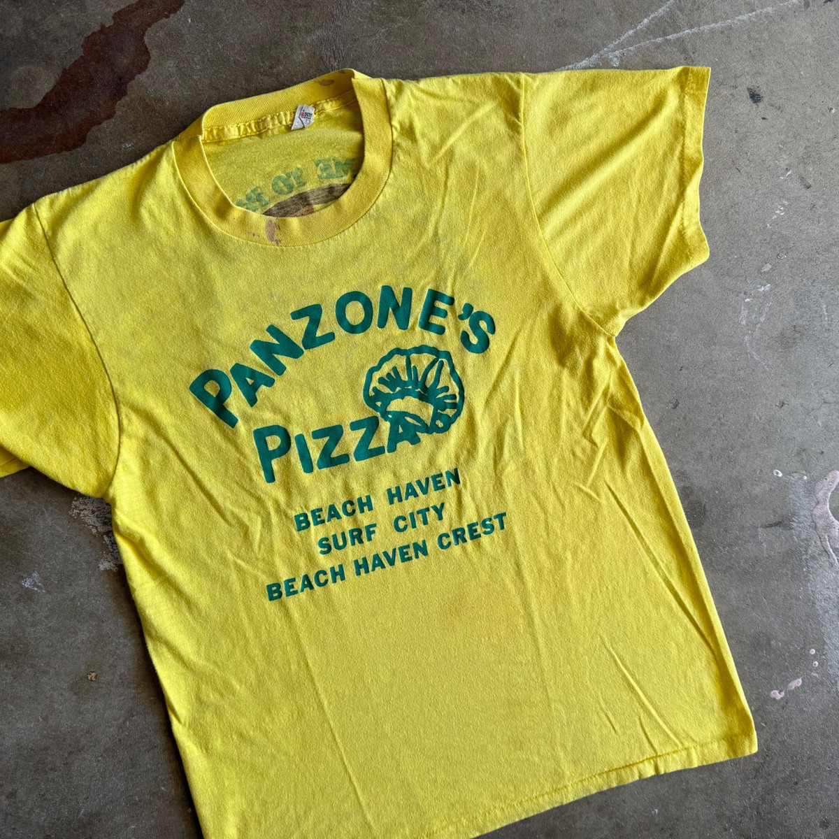 80s VINTAGE PANZONE'S PIZZA JERSEY SHORE T-SHIRT SZ S BEACH HAVEN, NJ SURF CITY View 2