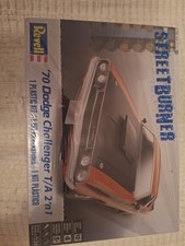 Revell 1/24 1970 Dodge Challenger Model Kit