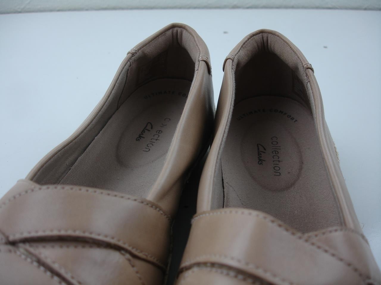 Women's 8 M Clarks Danelly Shine Loafer Shoes San… - image 4