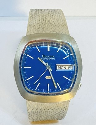 Bulova 750 Gold accutron Accuquartz