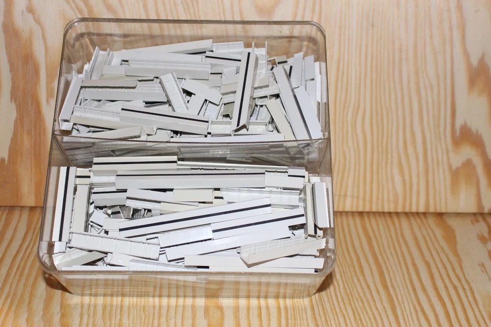 Fleischmann HO Mixed Lot 15x6911 Track Symbols Track Picture With 30 Feet - Image 3 of 4