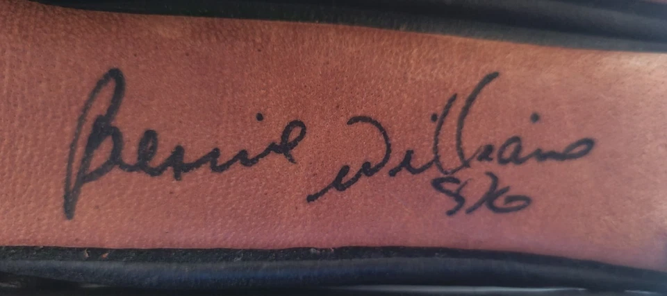 Bernie Williams Signed Auto Rawlings Glove JSA COA New York Yankees - Image 2 of 4