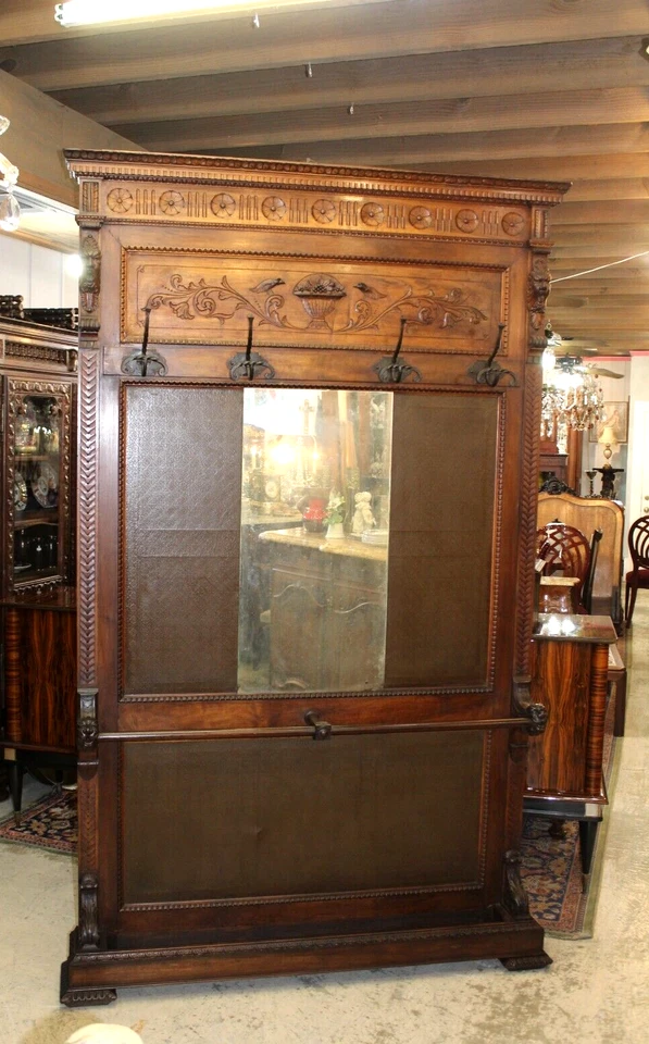 Árbol de salón renacentista francés grande | Perchero antiguo de nogal con espejo Foto 2 de 4
