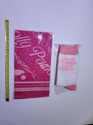 LISTEN TO MORE DOLLY PARTON BANDANNA Women’s Calf Cut SOCKS ✨️ Cute ✨️  Pink ✨️