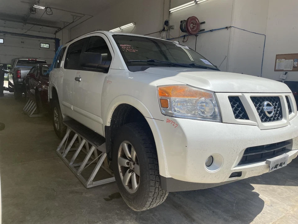 Conjunto de bomba y motor ABS usado se adapta a: conjunto Nissan Armada 2014 4x4 con paquete de remolque Foto 4 de 4