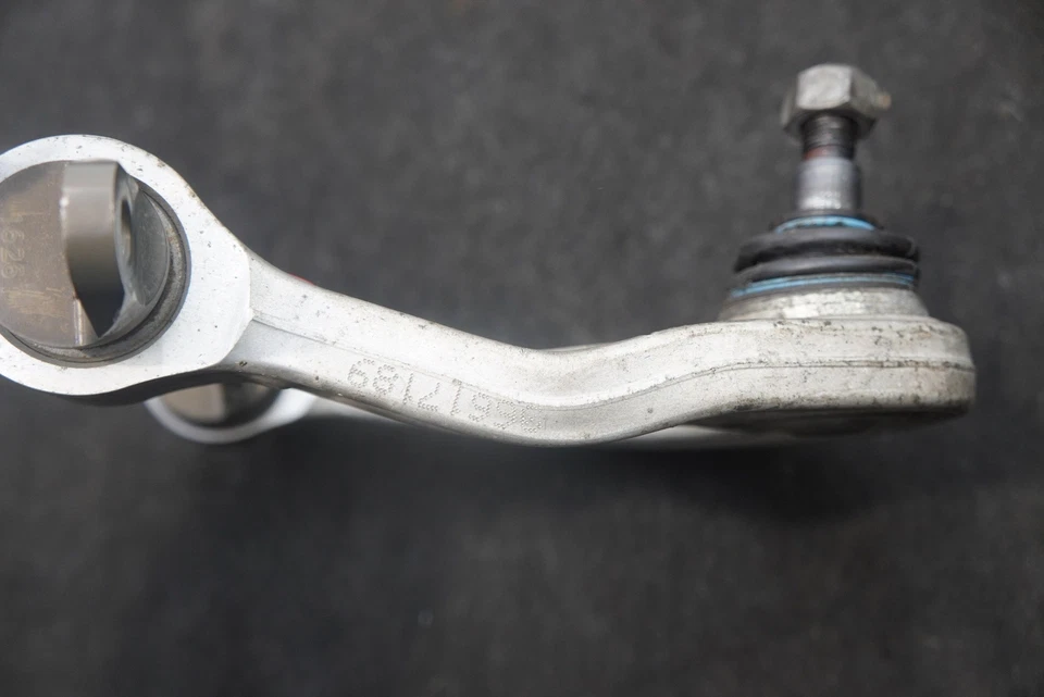 Front Left Upper Control Arm Wishbone 14B0590CP OEM McLaren 720S 2018 *Note* - Image 2 of 4