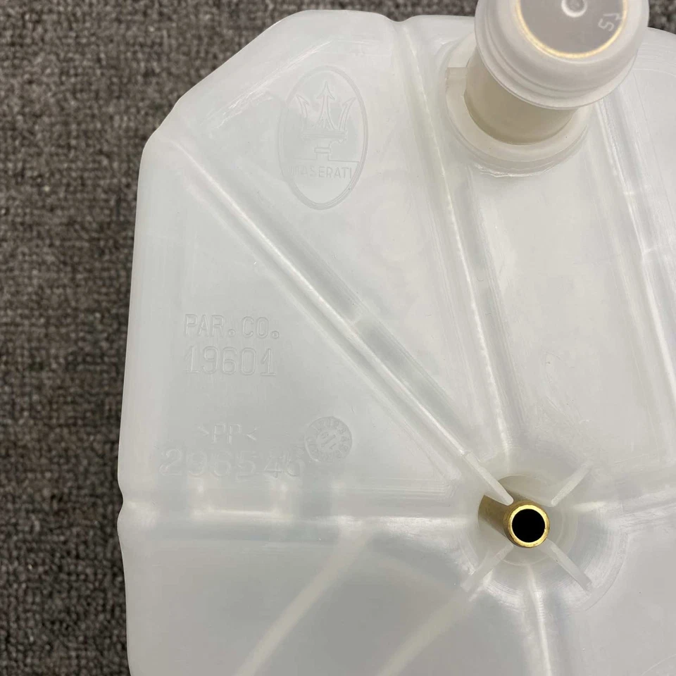 NUEVA expansión de refrigerante para Maserati Granturismo Grancabrio Quattroporte 296547 Foto 3 de 4