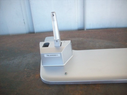 Panasonic TV Stand TBL2AX00011 w/hardware for TH-42PX60U TH-37PX60U - Picture 13 of 13
