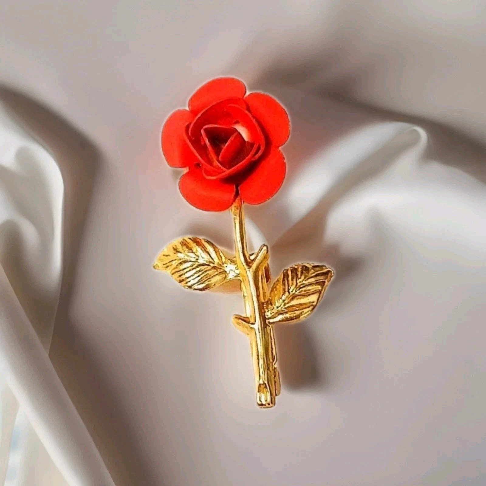 Vintage Little Red Rose Brooch Enamel Flower Gold Tone Leaves Brooch Pin 1.5"L