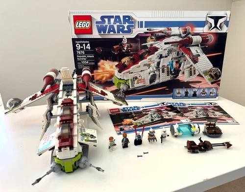 LEGO Star Wars: Republic Attack Gunship (7676) Complete with Instructions & Box