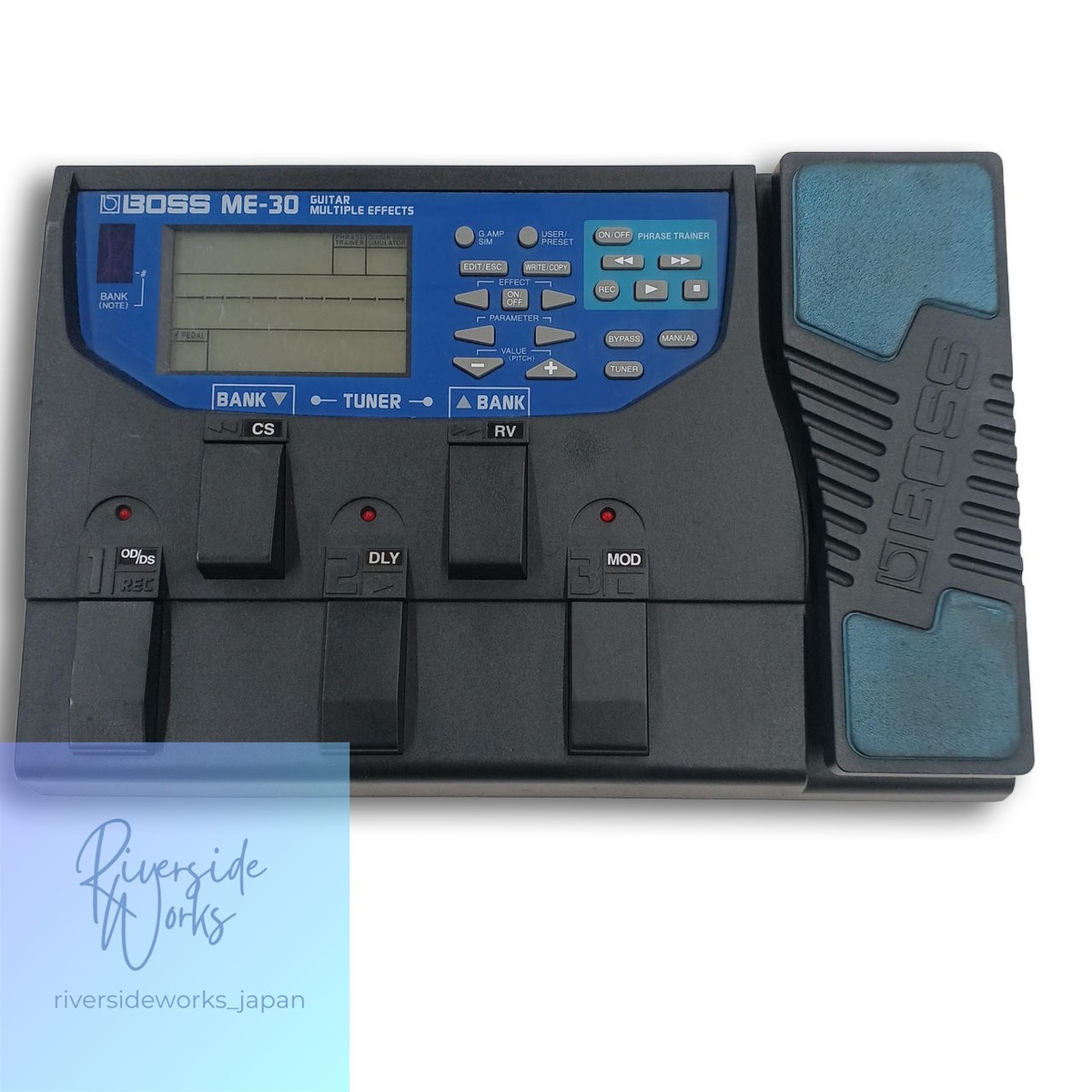 Boss Me-30 Guitar Multiple Effects Pedal Board ME30 for sale