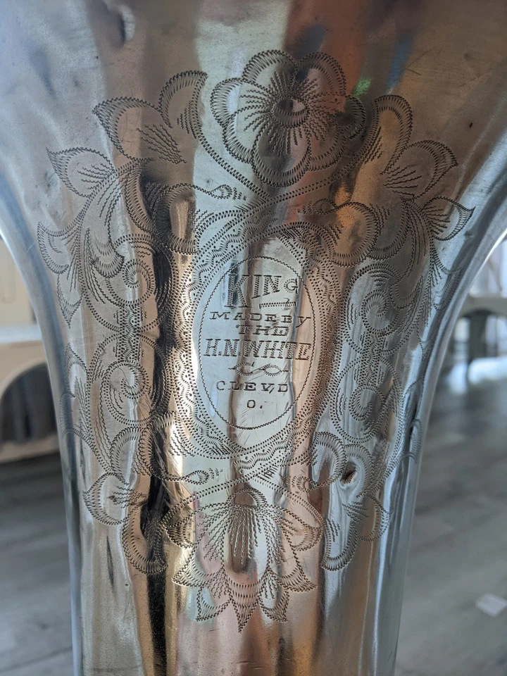 Vintage H.N. Campana Doble King Blanca Plata Eufonio - Falta Segunda Campana  Foto 2 de 4