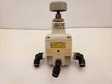 SMC IR2000-N02 PRECISION REGULATOR, 150 PSI, OUTPUT: 0.7-30 PSI