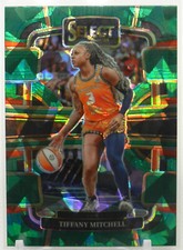 2024 Panini Select WNBA - Concourse Green Ice Prizm #44 Tiffany Mitchell