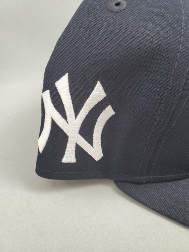 7 3/8 New York Yankees NEW ERA 59Fifty KANJI JAPANESE LIDS Exclusive NY - Picture 2 of 4
