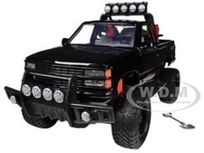 1992 CHEVROLET 454 SS PICKUP OFF ROAD BLACK 1/24 DIECAST MODEL BY MOTORMAX 79134