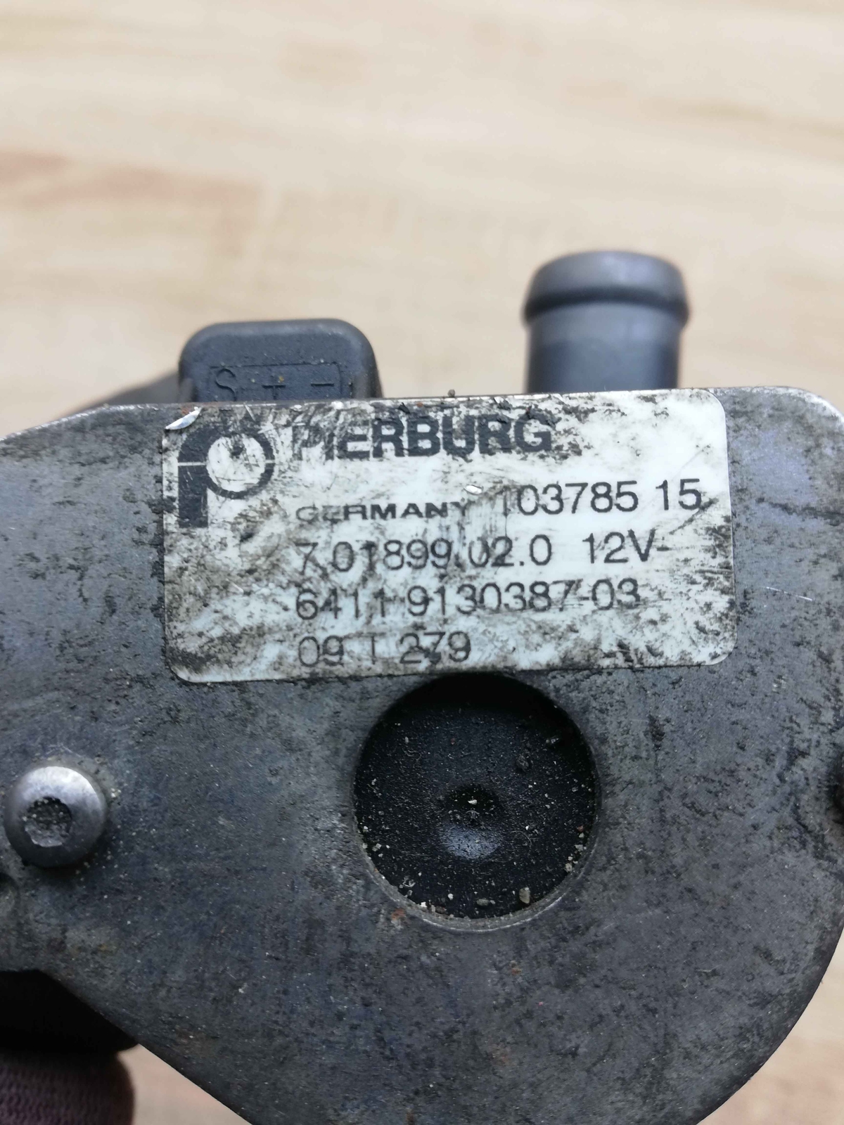 BMW E70 X5 9130387 03 701899 Water Pump With Pulley Cooling Water 