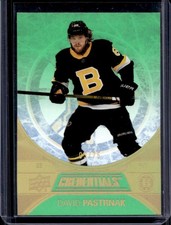 2021-22 Upper Deck Credentials David Pastrnak Neon Green #/75 Bruins