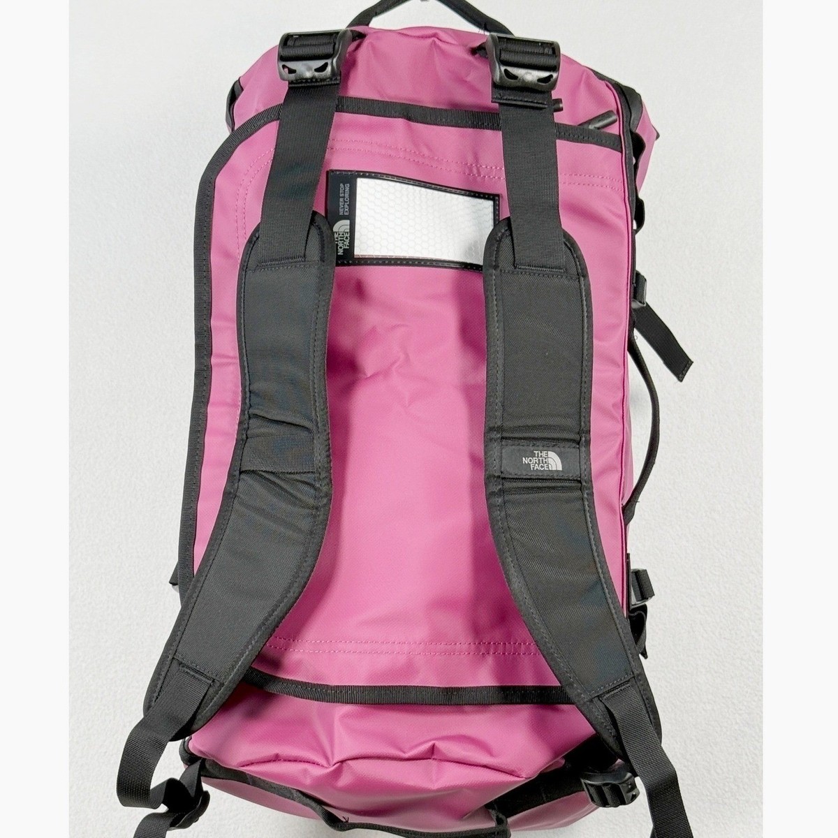 The North Face Base Camp Duffel Size M / 71L Cyber Berry Pink