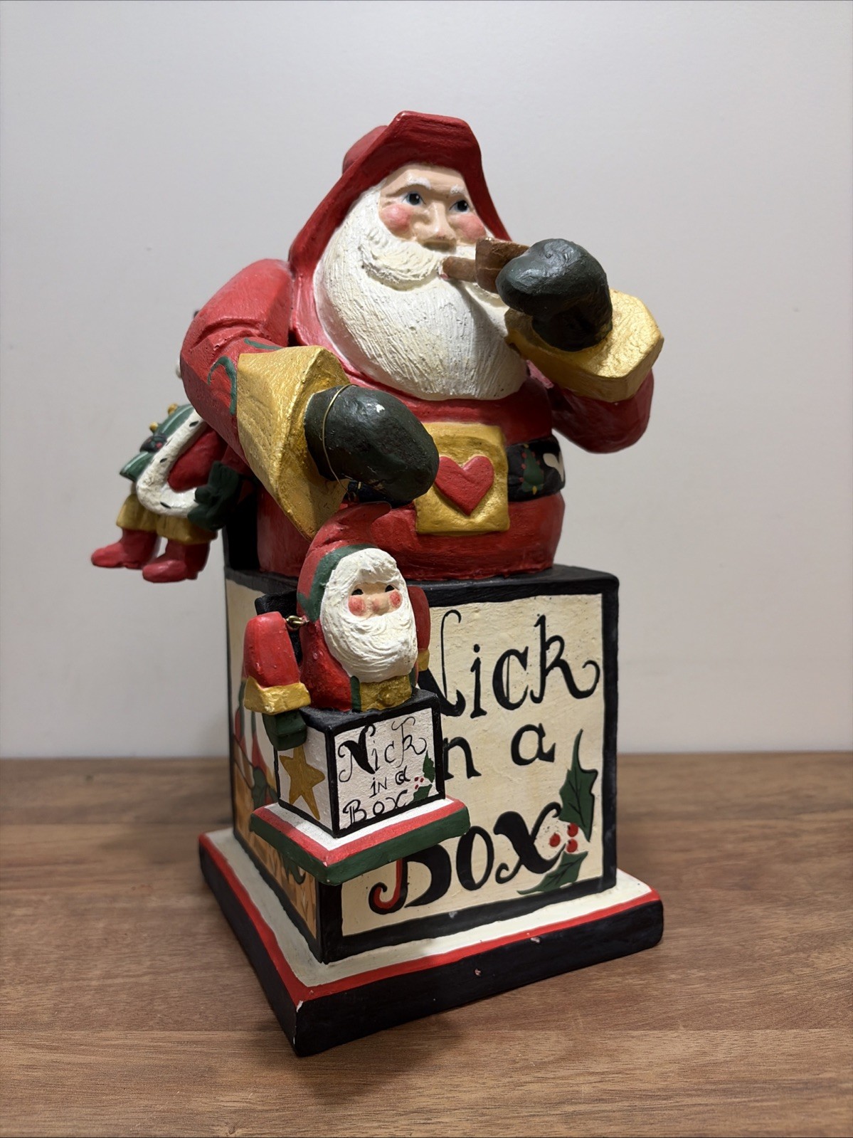 1995 HOUSE OF HATTEN NICK IN A BOX CHRISTAMS SANTA WITH 3 HANGING FIGURES