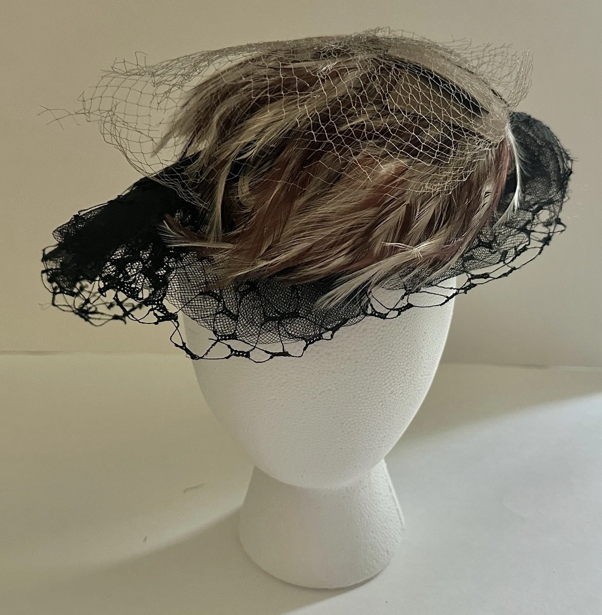 Feather Cocktail Fascinator Vintage Hats for Women for sale  display picture 3