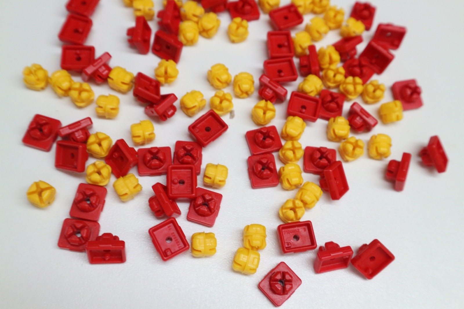 playmobil system X red yellow mix x100 building tools parts connector build