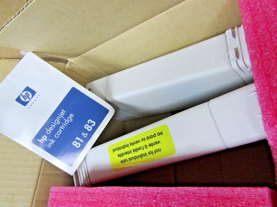 🔥2) NEW HEWLETT PACKARD HP 81 BLACK DYE 680ml INK CARTRIDGE C4930A C5066A BOX 2 - Image 2 of 4