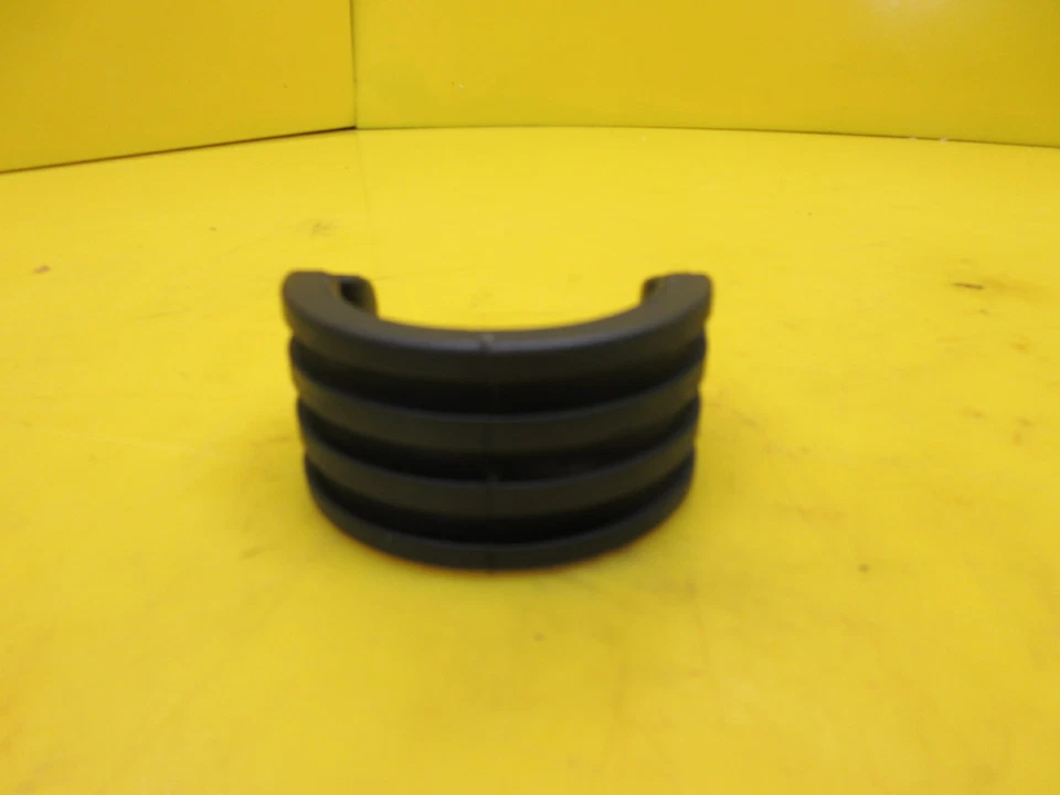 原始设备制造商 YAMAHA YZ250F WR250F YZ426F YZ450F 燃油罐储罐橡胶损坏套装 — 第 2/4 张图片