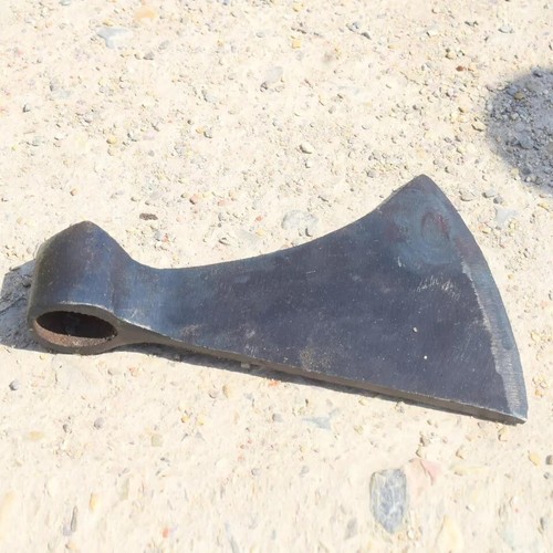 Custom Handmade High Carbon Steel Tomahawk Viking Axe Head - Picture 4 of 5