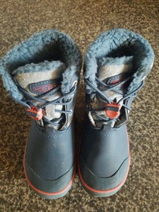keen youth boots