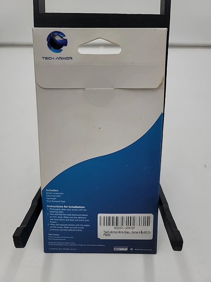 Tech Armor Apple iPhone 4/4S HD Clear Screen Protector  **All 3 In Pack** opened - Image 2 of 2