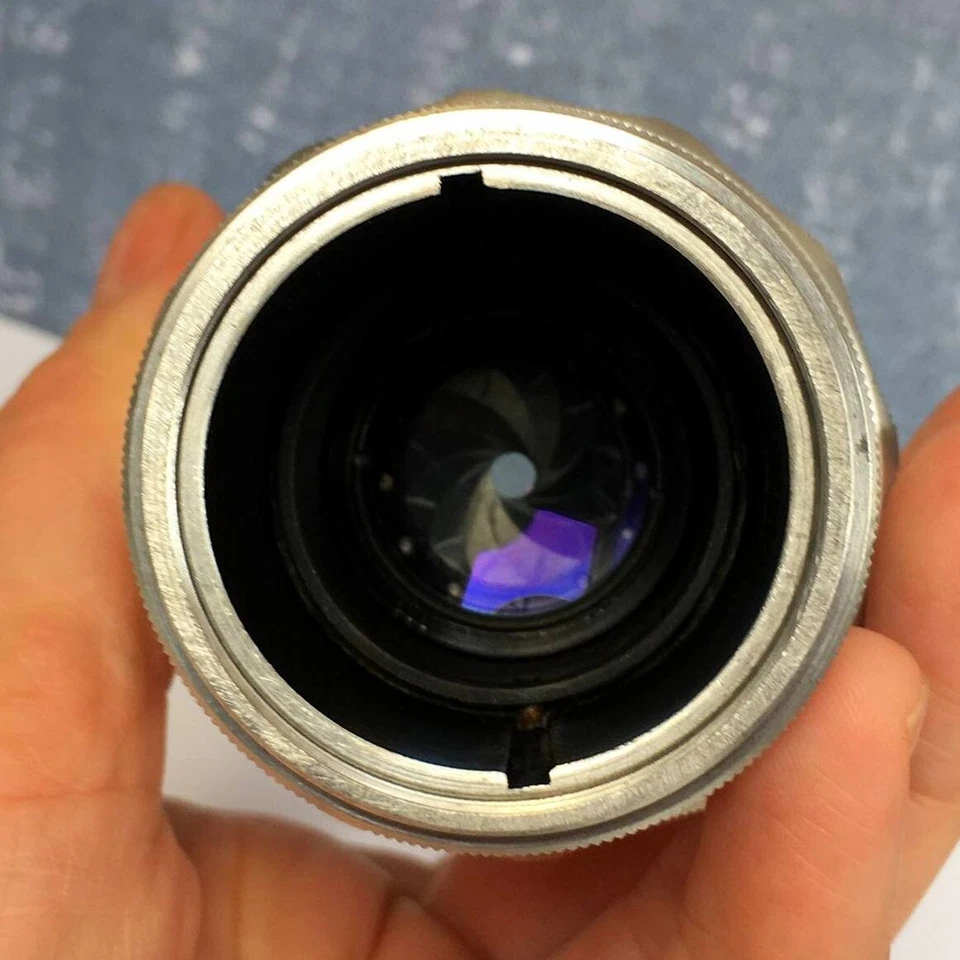 JUPITER - 11 Soviet Vintage lens 4 / 135mm Mount M42 - Silver Telephoto lens - Image 3 of 4