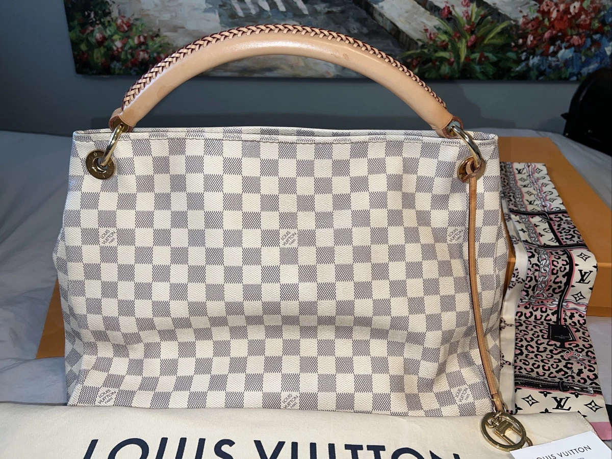 Louis Vuitton Artsy Handle 