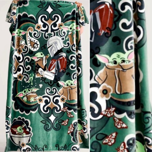 Vera Bradley STAR WARS Mandalorian GROGU MEDALLION Throw Blanket NWT SEALED New - Picture 3 of 6