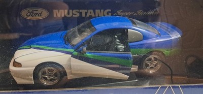FORD MUSTANG SUPER STALLION CONCEPT CAR by AUTOart #72710 1:18 NEW