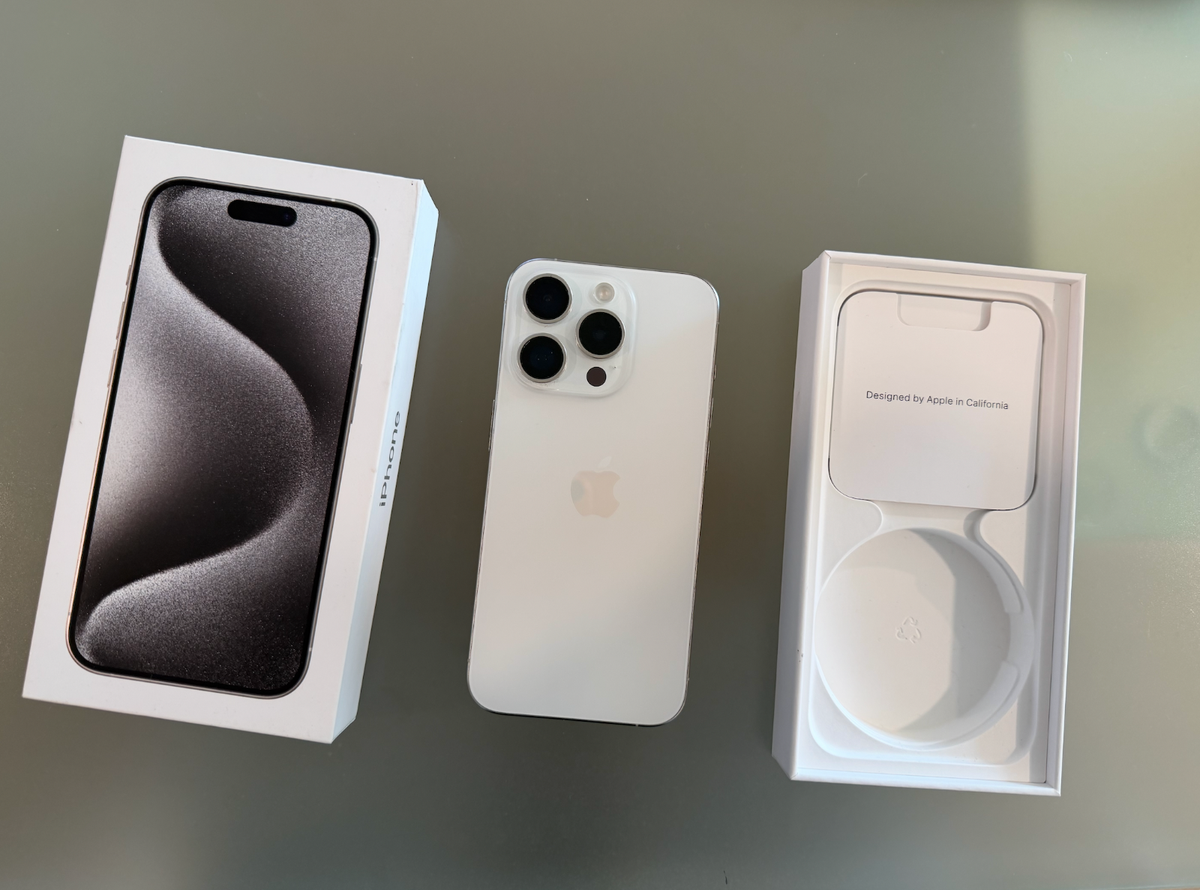 ジャンクiPhone15pro 256GB WhiteTitanium Amazon.com: Apple iPhone 15 Pro, 256GB, Blue Titanium - Unlocked