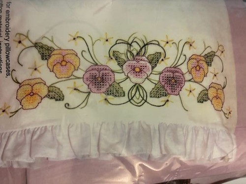 PANSIES Ruffled Pillowcase Pair Stamped Embroidery Fairway Needlecraft Co 82674 - Picture 2 of 5
