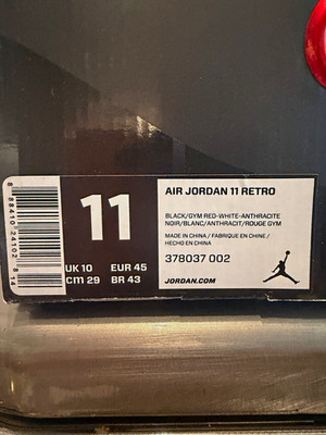 Men s Air Jordan 11 Retro  72-10  - Size US 11 Shoe