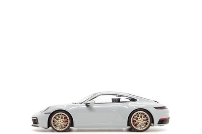 Minichamps 1:18 Porsche 911 Carrera 4S (992) in Chalk | eBay