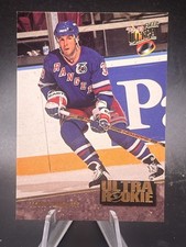 1992-93 Fleer Ultra #1 Tony Amonte Ultra Rookie New York Rangers Card. rookie card picture
