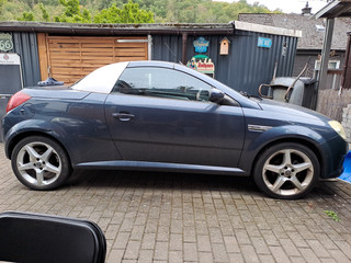 Opel Tigra Twintop 1 3 CDI