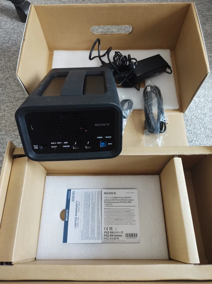 Sony Thunderbolt 2 RAID Array 4TB 2-Bay USB 3.0 Hard Drive PSZ-RA4T - Image 3 of 4