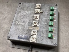 Doug Fleenor 125EE-Wall Isolated Splitter DMX512 100-240 volts