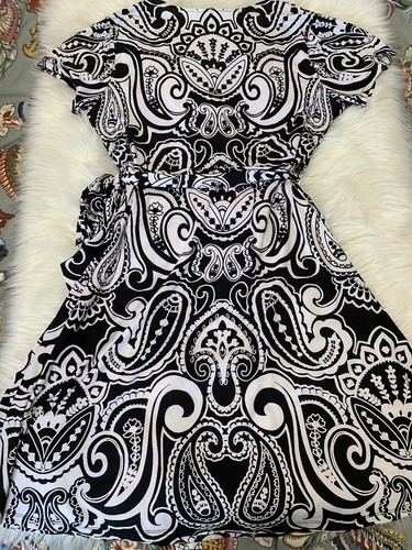 INC International Concepts Women's Dress Black White Paisley Tie Waist Size 2X - Picture 5 of 5