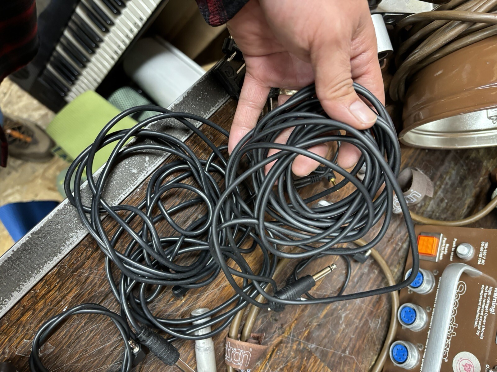 LOT Speedotron D402 power pack, 4 heads M11 & MW3R 2 PocketWizard case & case