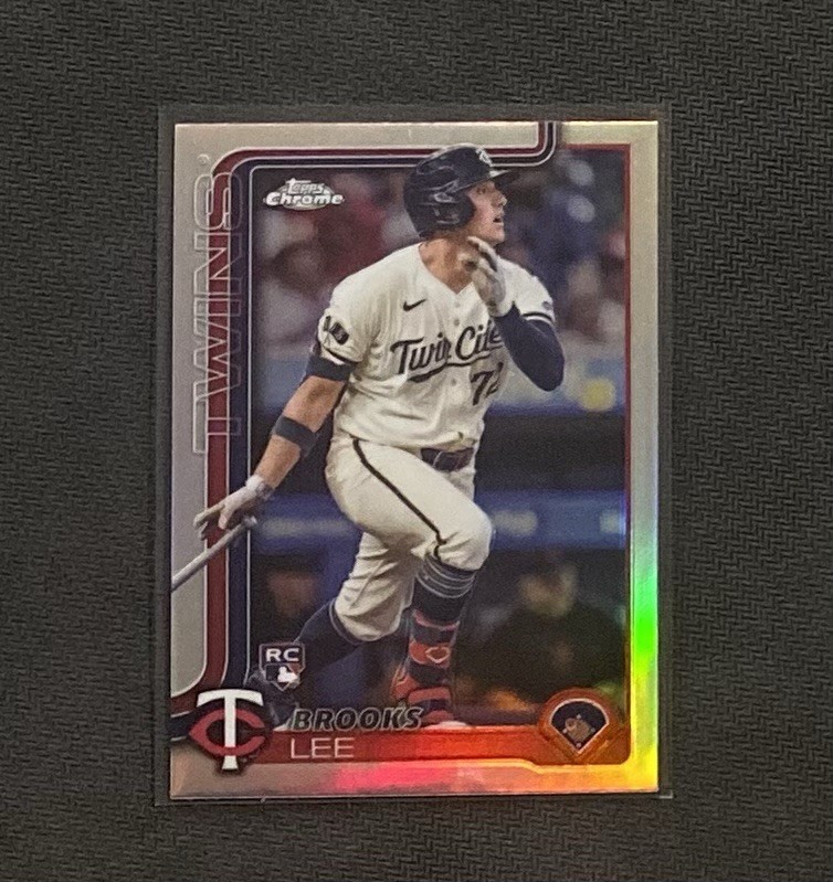 2025 Topps Chrome Refractor Brooks Lee #234 (RC)