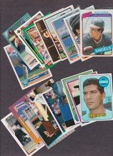 Mixed Lot (18) Topps Fleer UD Baseball Cards Mixed Grade Hall of Fame/Rookies