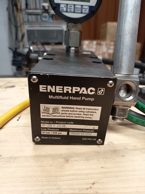 ENERPAC Multifluid Hand Pumpe