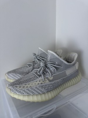 Size 13.5 - adidas Yeezy Boost 350 V2 2018 Low Static Non-Reflective