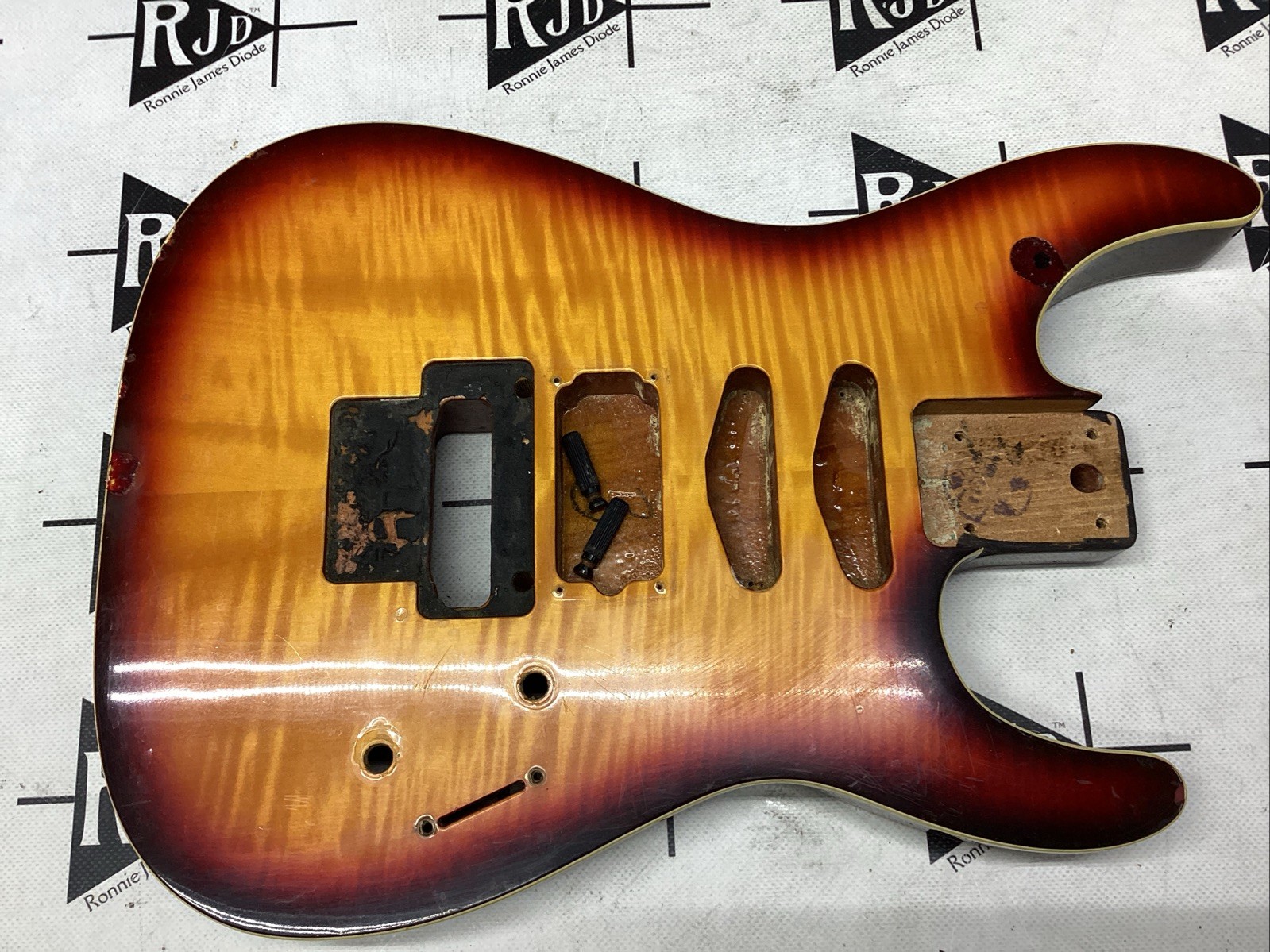 80’s Vester II Concert Series Electric Guitar Body Bound Flame
